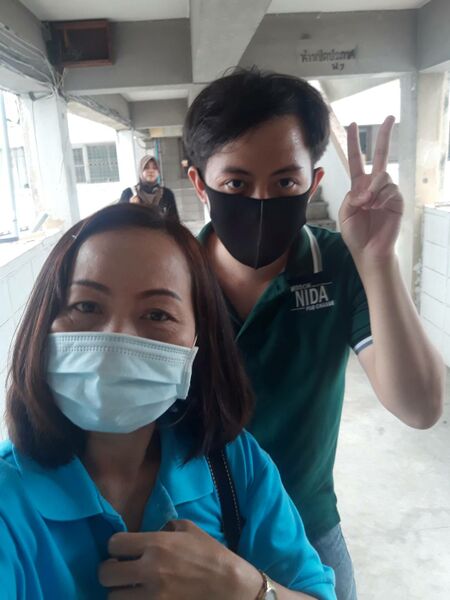 File:Me and volunteers.jpg