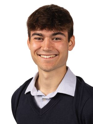 Adrian Manchado Profile Picture.jpg