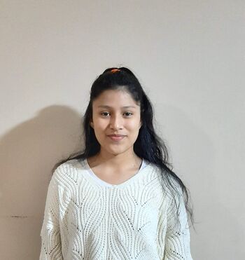 Stephanie profile picture.jpg