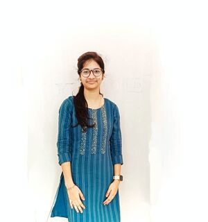 Charishma profile picture.jpg