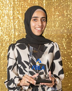 Mannal's Profile picture.jpg