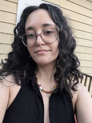 Amanda Khoury ProfilePicture.jpg