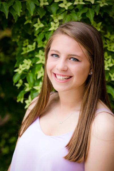 File:Sydney Szafarski.jpg