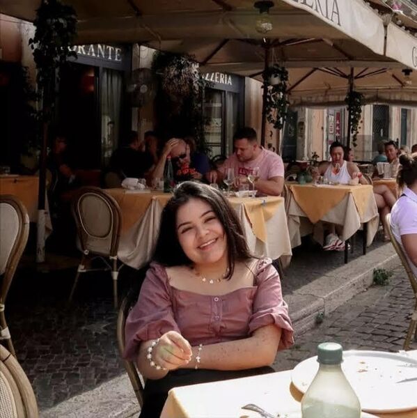 File:AlessandraCastro PhotoProfile.jpg