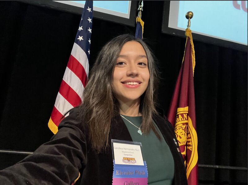 File:Headshoot CarolinaHernandezRuiz.jpg