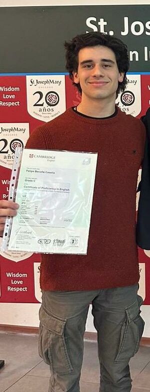 Felipe profile picture.jpg